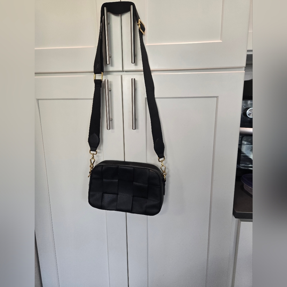 Street Level Black Crossbody Bag Minimalist Design